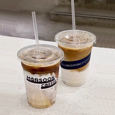 Eenmalig transparant plat plastic deksel met dwarsgaten Papierbekers met deksel